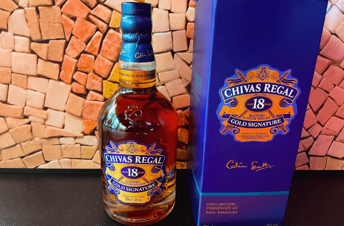 CHIVAS REGAL 18YO WHISKY 0.7L + PACKAGING